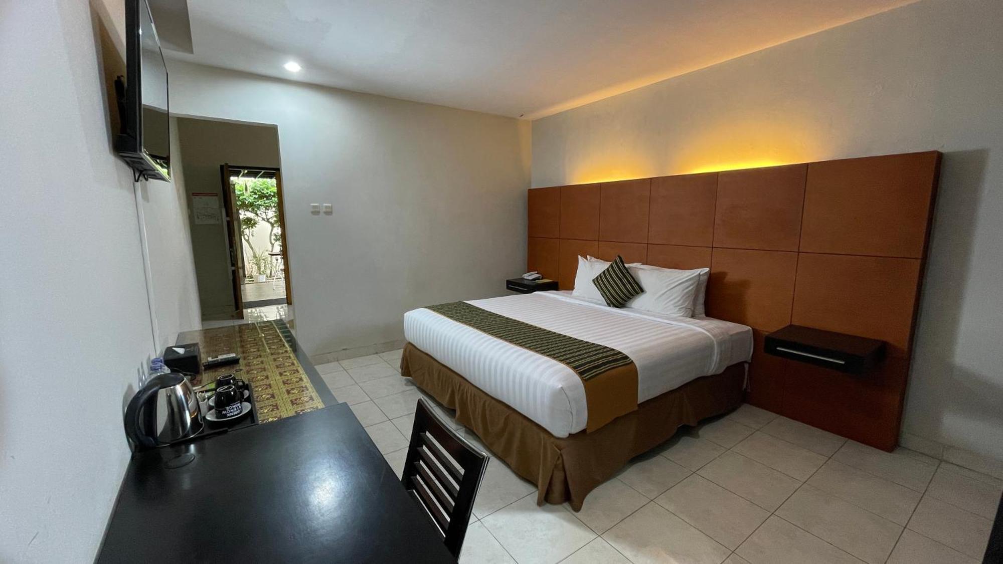 Lpp Convention Hotel Demangan Pakualaman Экстерьер фото