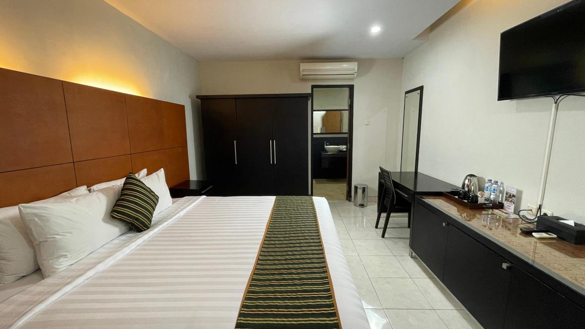 Lpp Convention Hotel Demangan Pakualaman Экстерьер фото