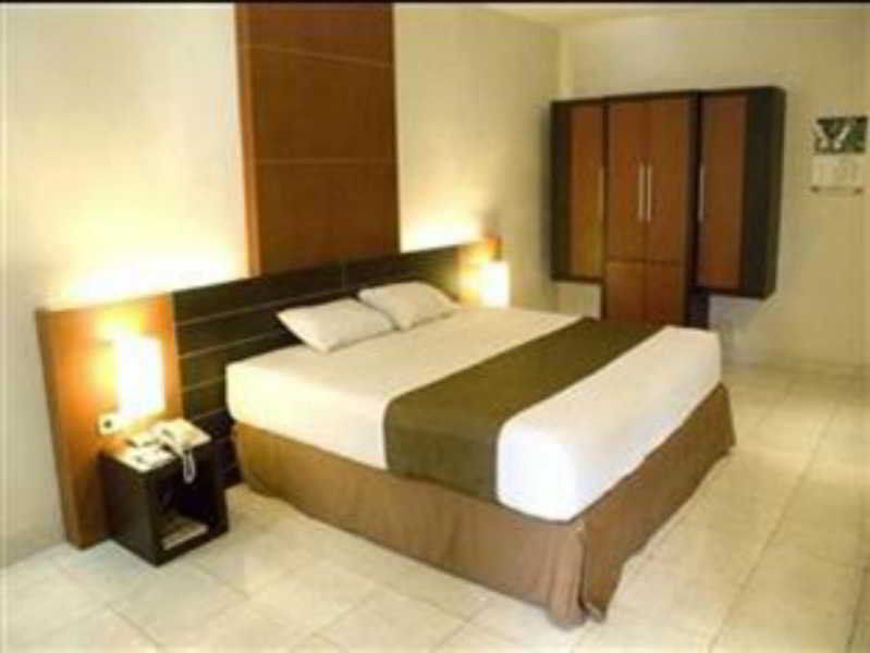 Lpp Convention Hotel Demangan Pakualaman Экстерьер фото